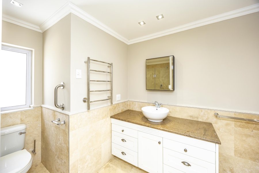 To Let 3 Bedroom Property for Rent in Selborne Eastern Cape